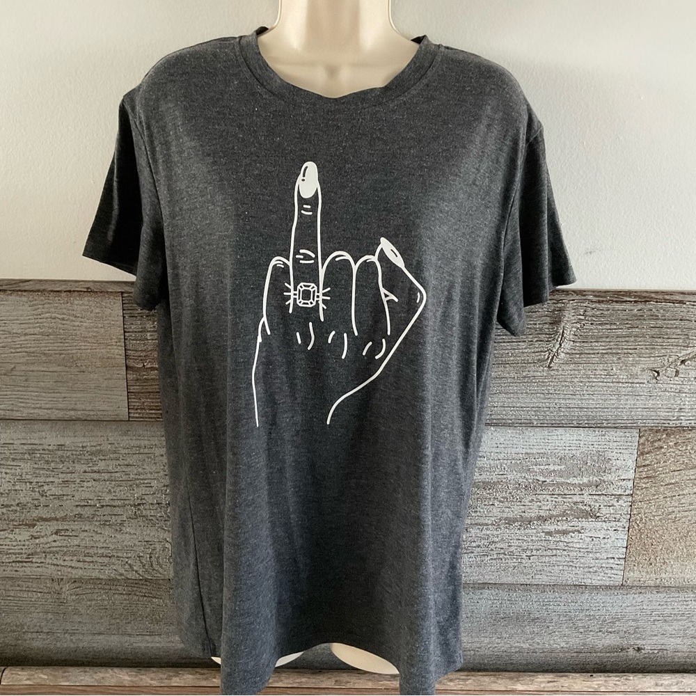 Engaged wedding finger tee size medium